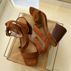 Jessica Simpson Brown Platform Heels